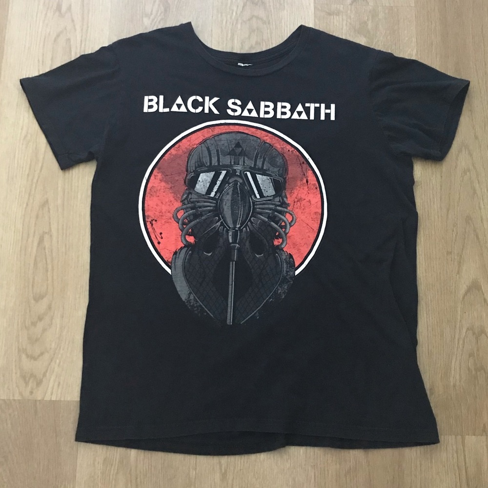 Black Sabbath 2013 black with mask Shirt, Size L